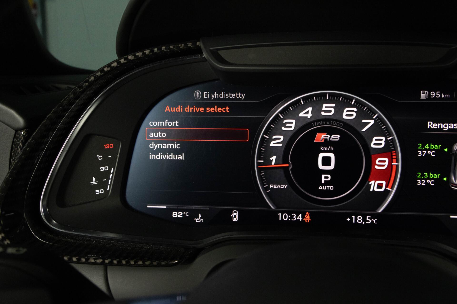 Audi R8 V10 Performance Plus / Capristo / Kuppipenkit / Extended Carbon / Keraamiset jarrut / Magnetic Ride / KW / Vossen - AutoNova