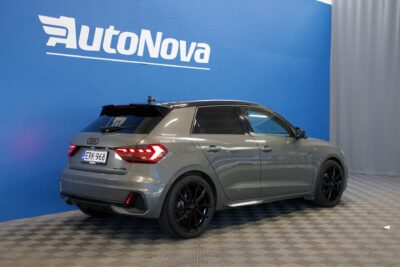 Audi A1 Sportback edition one 30 TFSI 85 kW S tronc S-Line / P.Kamera / Adapt. Vakkari / Apple Carplay / Digimittaristo / LED - AutoNova