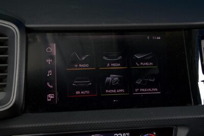 Audi A1 Sportback edition one 30 TFSI 85 kW S tronc S-Line / P.Kamera / Adapt. Vakkari / Apple Carplay / Digimittaristo / LED - AutoNova