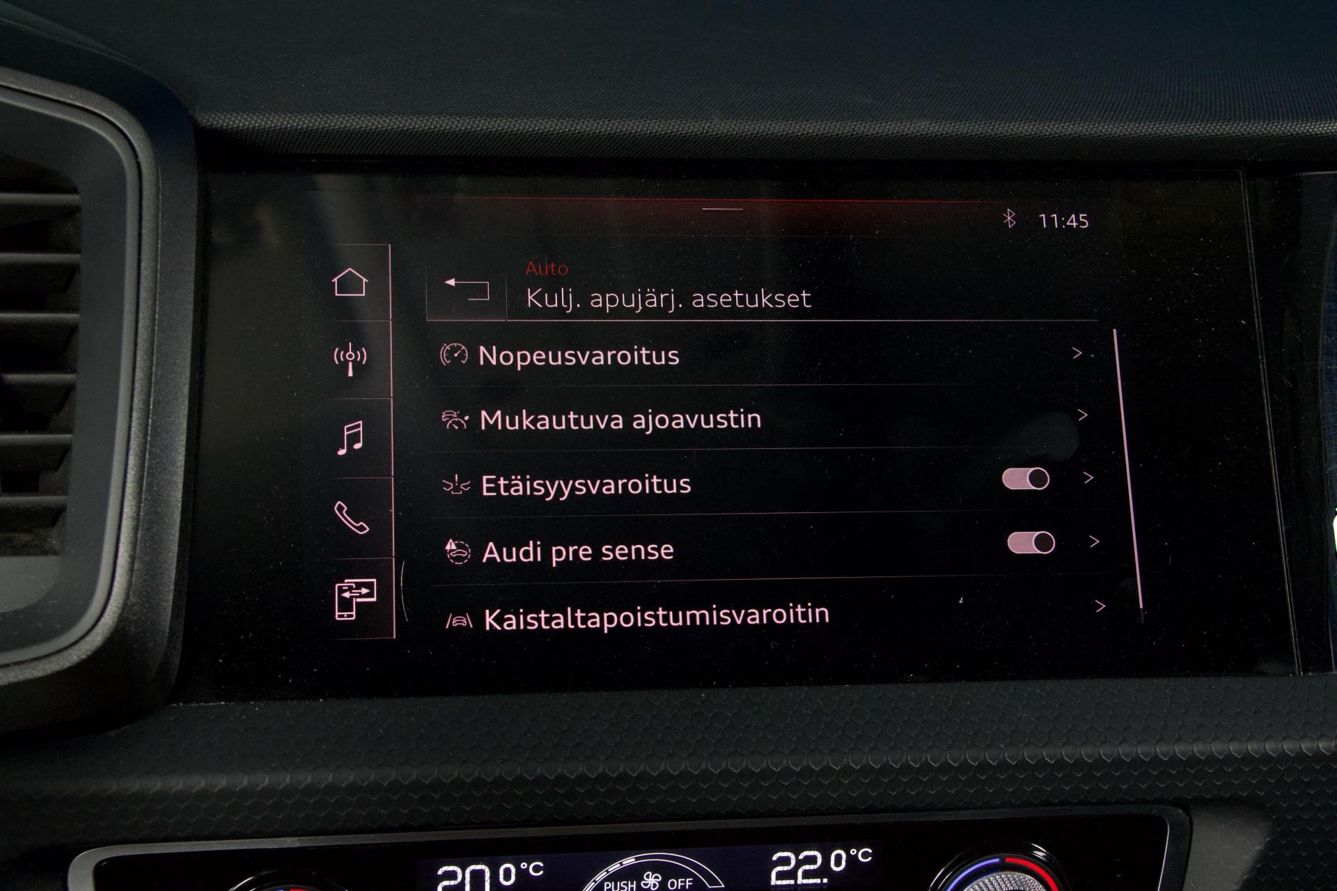 Audi A1 Sportback edition one 30 TFSI 85 kW S tronc S-Line / P.Kamera / Adapt. Vakkari / Apple Carplay / Digimittaristo / LED - AutoNova