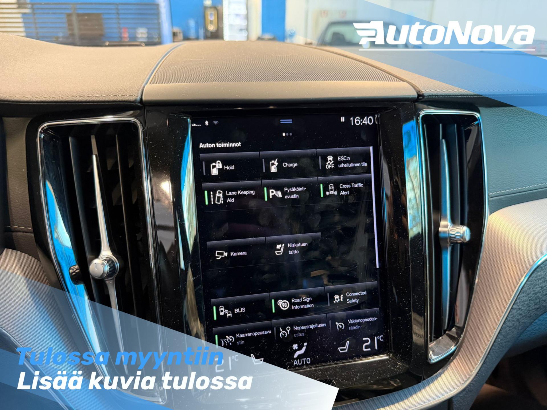 Volvo XC60 T6 TwE AWD Business Inscription / Pilot Assist / Webasto / Panorama / Muistipenkit / Koukku / Volvo on Call - AutoNova