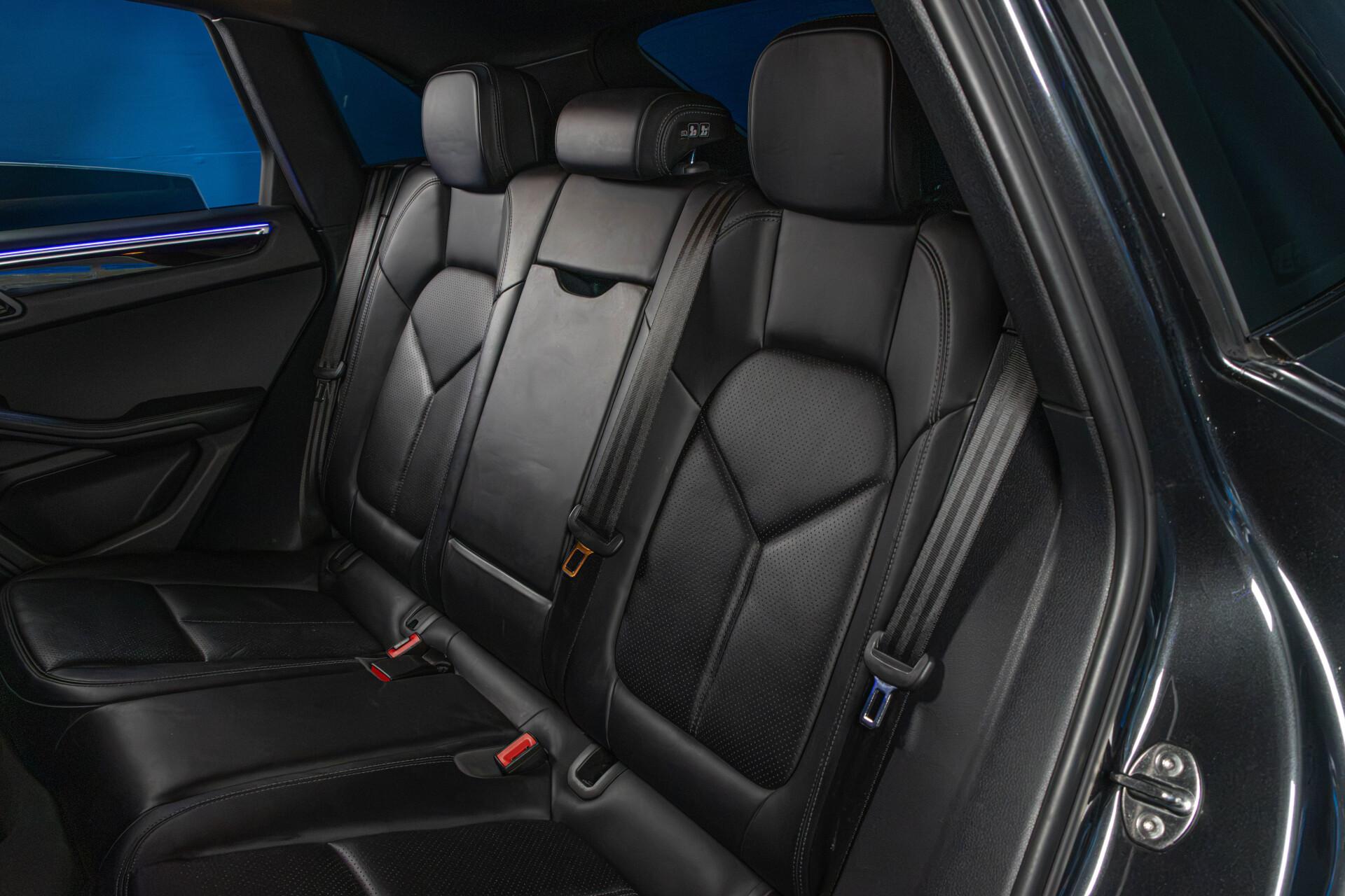 Porsche Macan S Diesel / Facelift / 14-penkit / Muistinahat / Tutkat + kamera / Vetokoukku / Suomiauto / Juuri huollettu! - AutoNova