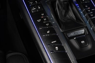 Porsche Macan S Diesel / Facelift / 14-penkit / Muistinahat / Tutkat + kamera / Vetokoukku / Suomiauto / Juuri huollettu! - AutoNova