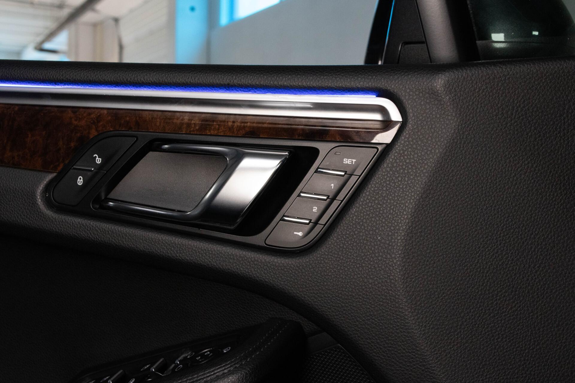 Porsche Macan S Diesel / Facelift / 14-penkit / Muistinahat / Tutkat + kamera / Vetokoukku / Suomiauto / Juuri huollettu! - AutoNova