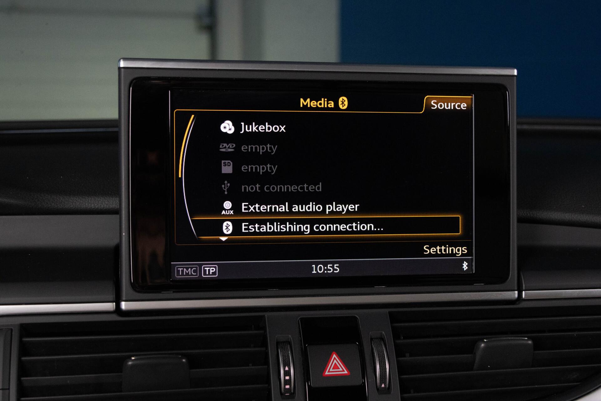 Audi A6 Avant Business Sport S-Line 3,0 V6 TDI 200 kW / BOSE / ACC / Eber / LED / Koukku / KW-Alusta / Nogaro Blue - AutoNova