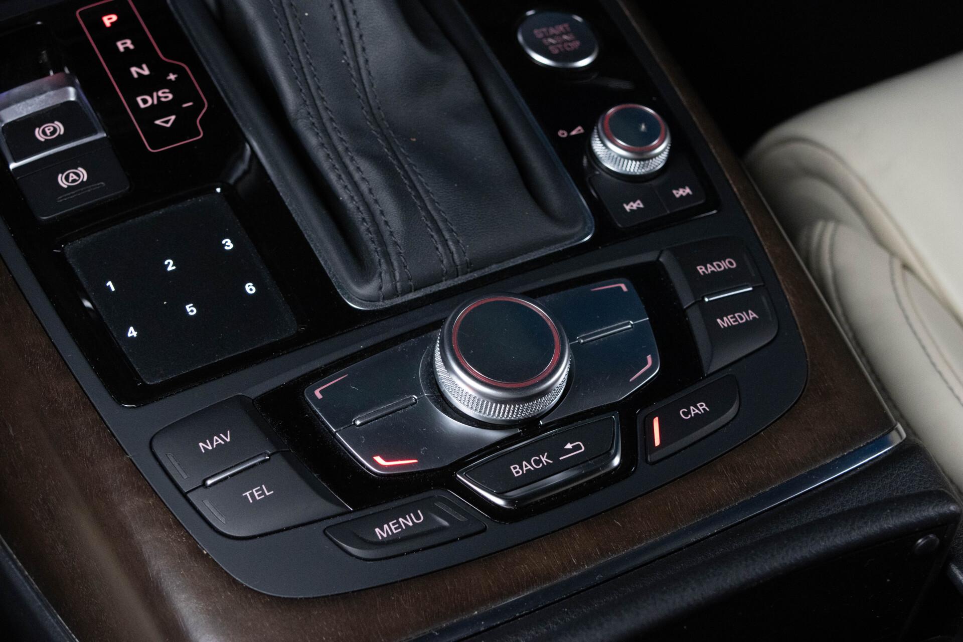 Audi A6 Avant Business Sport S-Line 3,0 V6 TDI 200 kW / BOSE / ACC / Eber / LED / Koukku / KW-Alusta / Nogaro Blue - AutoNova