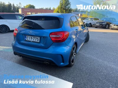 Mercedes-Benz A 180 BE AMG / Panorama / Kamera / Lohko / Urheiluistuimet / Vakkari / ILS - AutoNova