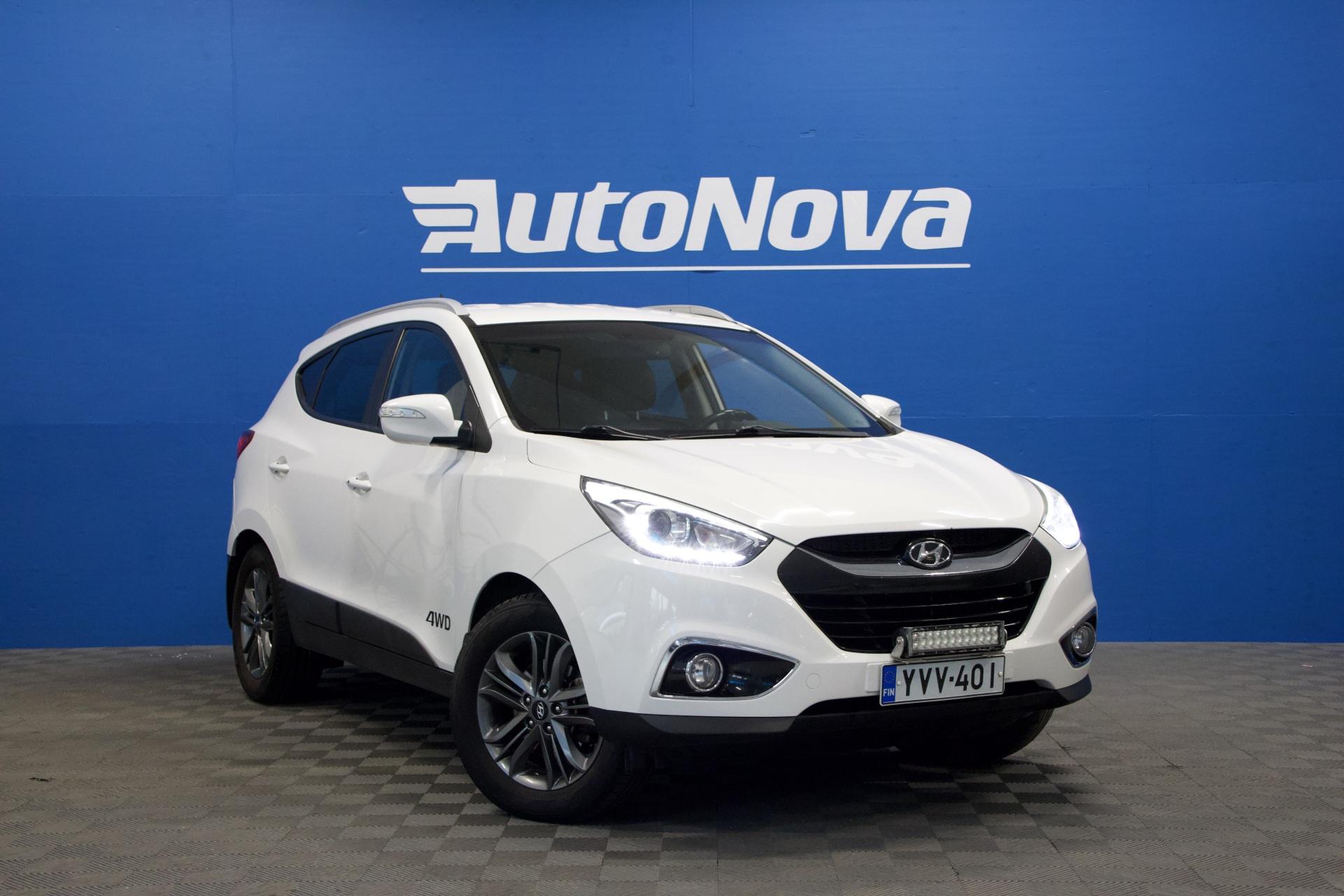 Hyundai ix35 4WD 2,0 CRDi 100kW 6MT Comfort Plus / Suomi-Auto / Lohko / Vetokoukku / LED / Kamera / Ratinlämmitin - AutoNova