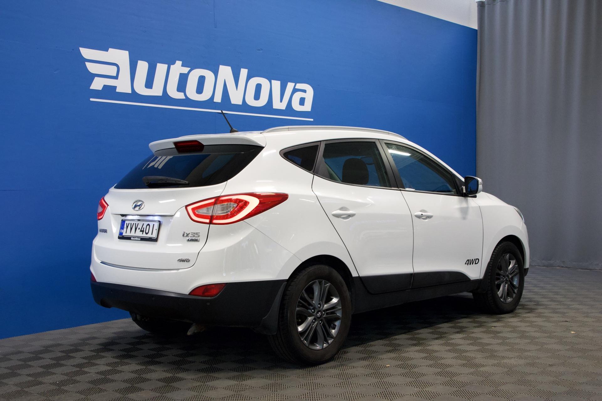 Hyundai ix35 4WD 2,0 CRDi 100kW 6MT Comfort Plus / Suomi-Auto / Lohko / Vetokoukku / LED / Kamera / Ratinlämmitin - AutoNova