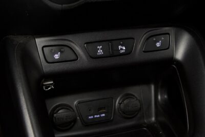 Hyundai ix35 4WD 2,0 CRDi 100kW 6MT Comfort Plus / Suomi-Auto / Lohko / Vetokoukku / LED / Kamera / Ratinlämmitin - AutoNova