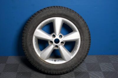 Nissan Qashqai+2 2,0L Tekna 4WD CVT 17" MY11 / 7-P / Webasto / Bose / Panorama / Vetokoukku / Navi / Kessy / Xenon - AutoNova