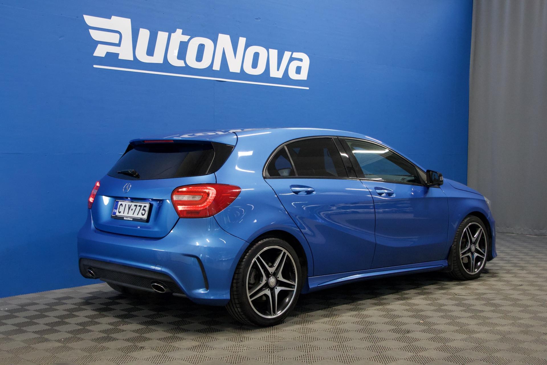 Mercedes-Benz A 180 BE AMG / Panorama / Kamera / Lohko / Urheiluistuimet / Vakkari / ILS - AutoNova