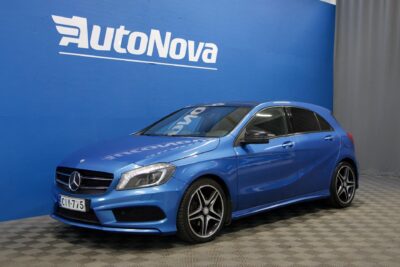 Mercedes-Benz A 180 BE AMG / Panorama / Kamera / Lohko / Urheiluistuimet / Vakkari / ILS - AutoNova