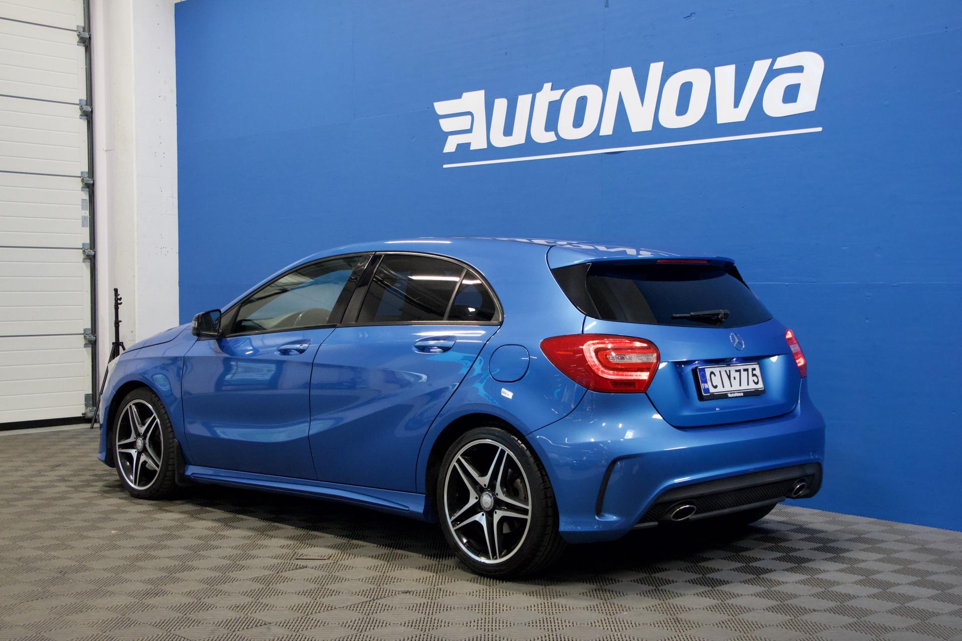 Mercedes-Benz A 180 BE AMG / Panorama / Kamera / Lohko / Urheiluistuimet / Vakkari / ILS - AutoNova