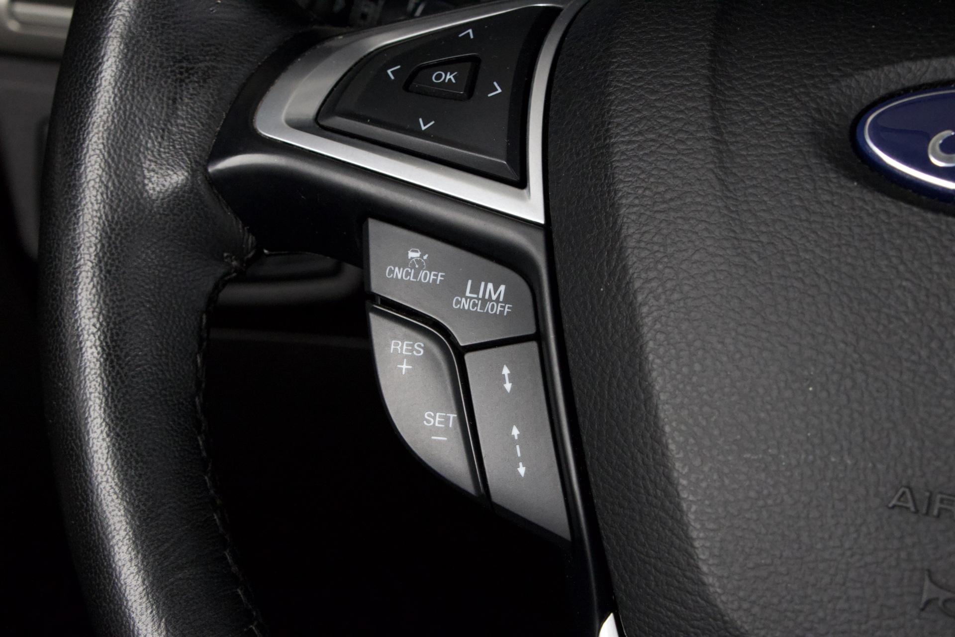 Ford Mondeo 2,0 TDCi 180hv PowerShift Vignale AWD / ACC / Hieronta / Muistipenkit / Kamera / Istuintuuletus / Kaistavahti - AutoNova