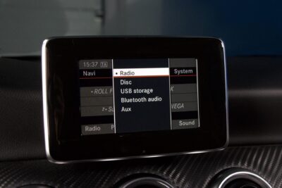 Mercedes-Benz A 180 BE AMG / Panorama / Kamera / Lohko / Urheiluistuimet / Vakkari / ILS - AutoNova