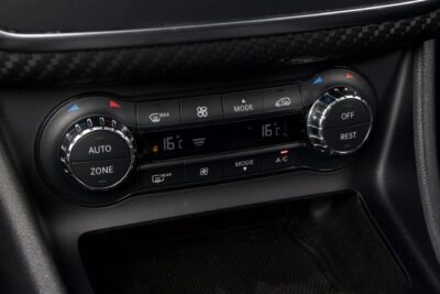 Mercedes-Benz A 180 BE AMG / Panorama / Kamera / Lohko / Urheiluistuimet / Vakkari / ILS - AutoNova