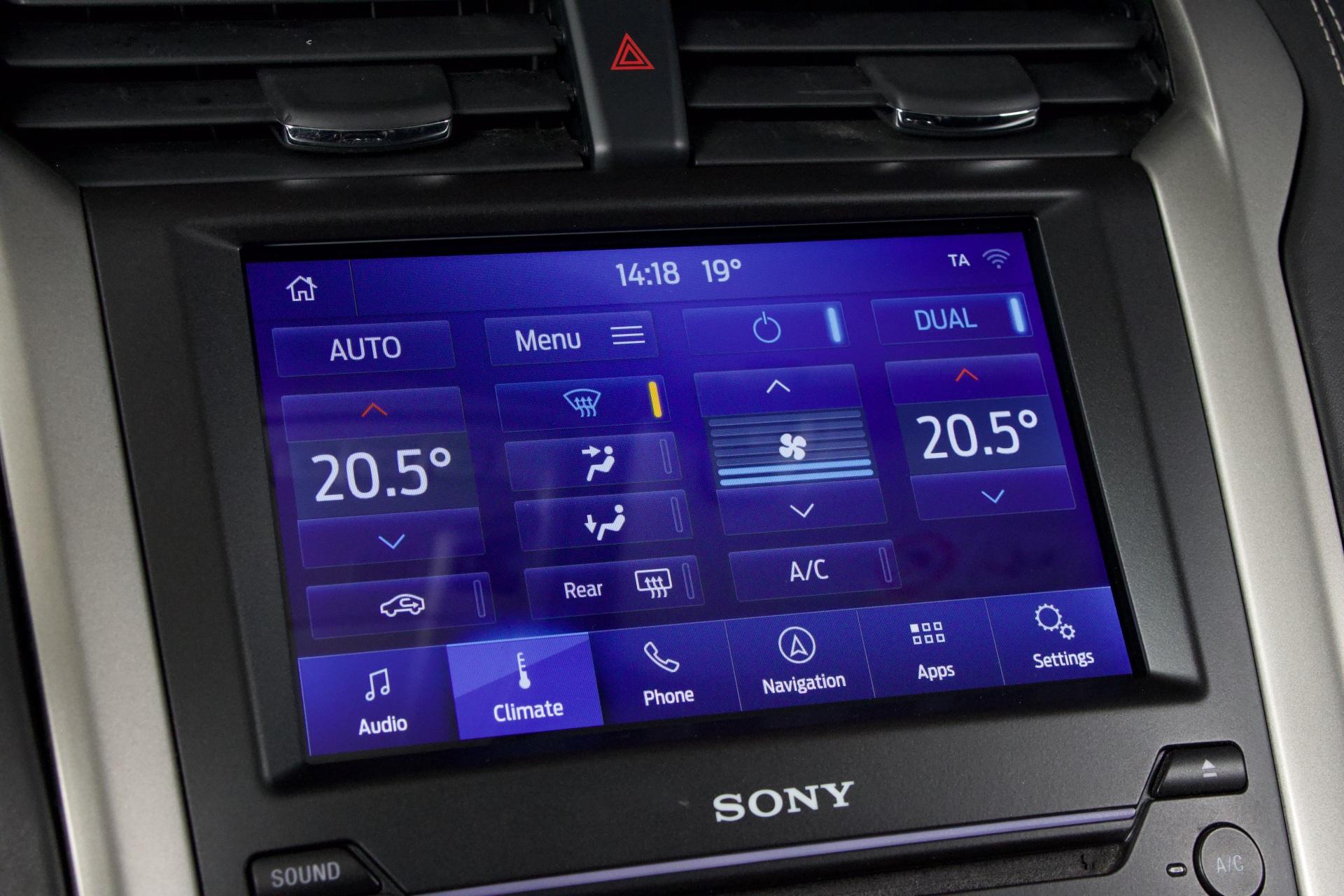 Ford Mondeo 2,0 TDCi 180hv PowerShift Vignale AWD / ACC / Hieronta / Muistipenkit / Kamera / Istuintuuletus / Kaistavahti - AutoNova