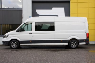Volkswagen Crafter 35 umpipakettiauto 2,0 TDI 4490 / Sis. ALV / Webasto / p-Tutkat / Jääkaappi / Mikro / Sänky / Vetokoukku - AutoNova