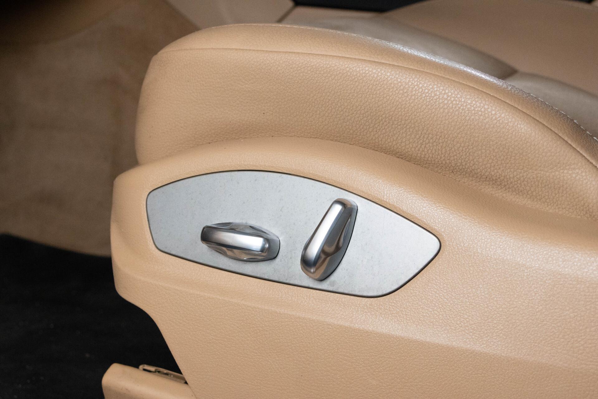 Porsche Macan S Diesel / Xenon / Vaalea osanahka / Pysäköintitutka / 2x 20" vanteet / Vakionopeudensäädin - AutoNova