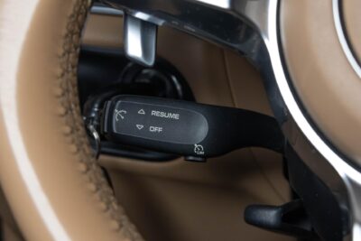 Porsche Macan S Diesel / Xenon / Vaalea osanahka / Pysäköintitutka / 2x 20" vanteet / Vakionopeudensäädin - AutoNova