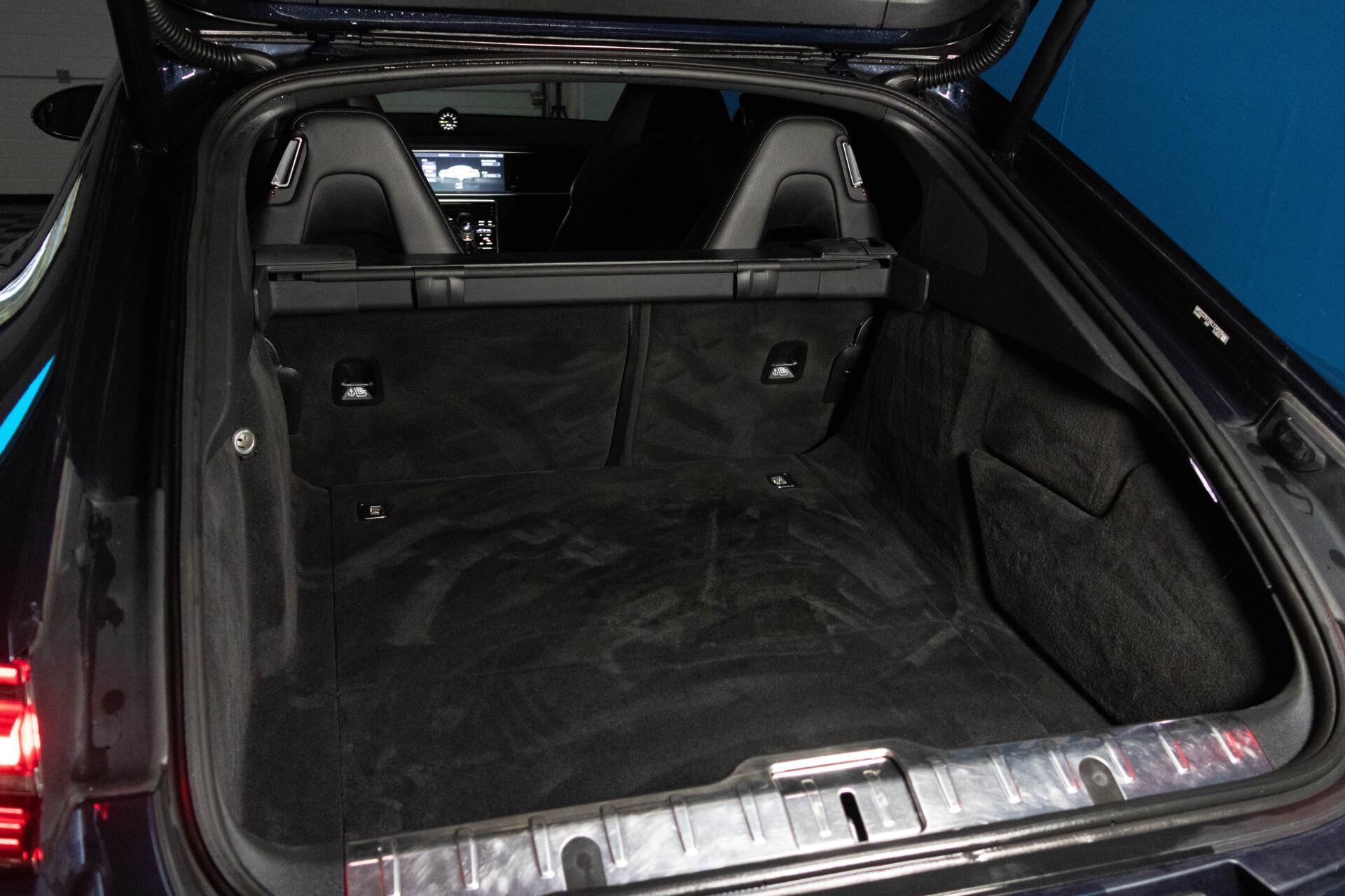 Porsche Panamera 4 E-Hybrid / HUD / Hieronta / PDLS+ / PASM / Muistipenkit / Nightvision / Sport Chrono - AutoNova