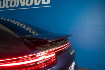 Porsche Panamera 4 E-Hybrid / HUD / Hieronta / PDLS+ / PASM / Muistipenkit / Nightvision / Sport Chrono - AutoNova