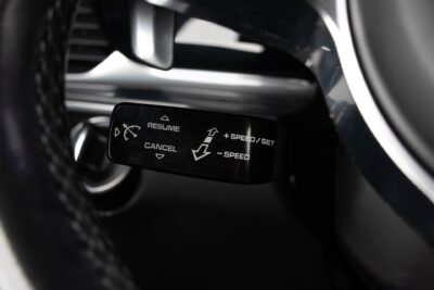 Porsche Panamera 4 E-Hybrid / HUD / Hieronta / PDLS+ / PASM / Muistipenkit / Nightvision / Sport Chrono - AutoNova