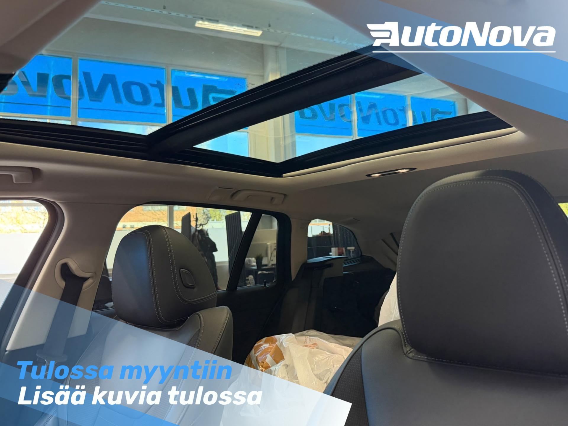 BMW 318 G21 Touring 318d Advantage / HUD / Panorama / Koukku / Sportpenkit / Driving Assistant / Digimittaristo / Kamera - AutoNova