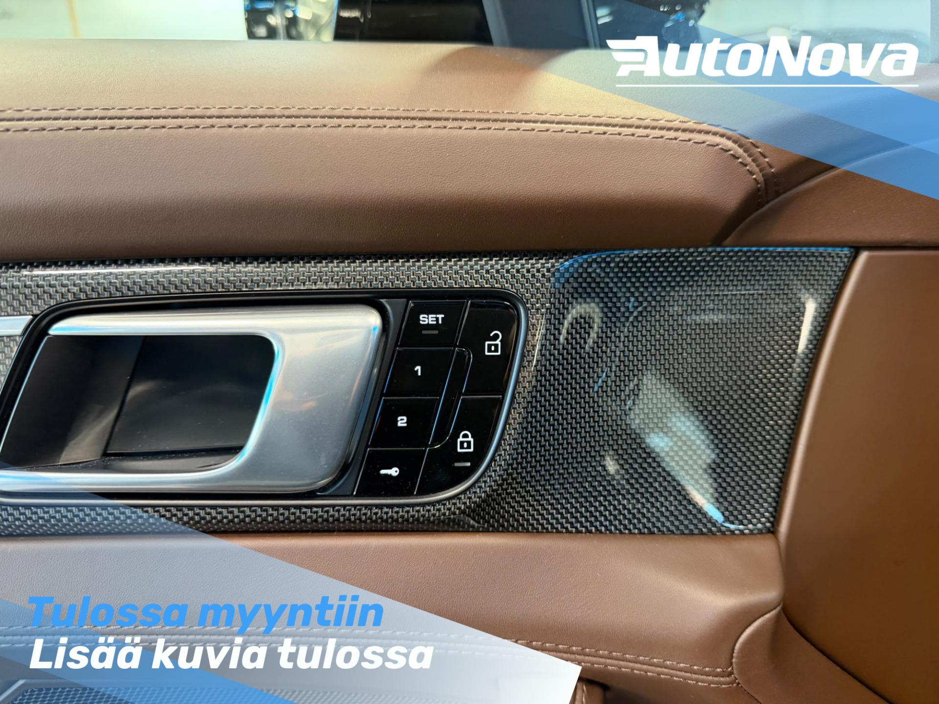 Porsche Panamera Panamera Turbo S E-Hybrid Sport Turismo / HUD / ACC / Nelipyöräohjaus / Putkisto / Panorama / Club Sisusta / BOSE - AutoNova