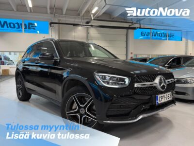 Mercedes-Benz GLC 300e 4Matic AMG / Distronic / Panorama / Koukku / Digimittaristo / Sähköpenkit / Kamera / LED / Tutkat - AutoNova